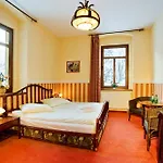 Perla Karkonoszy - W Samym Centrum Karpacza 住宿加早餐酒店