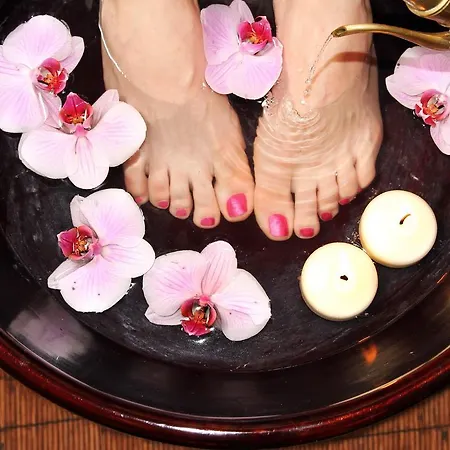 فندق مبيت وإفطار Perla Karkonoszy - W Samym Centrum Karpacza كارباش