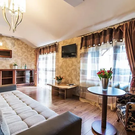 Perla Karkonoszy - W Samym Centrum Karpacza Couette-café